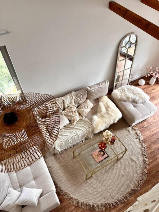 Bali Home Stylische Wohnung Mit Terrasse Schönefeld Buitenkant foto