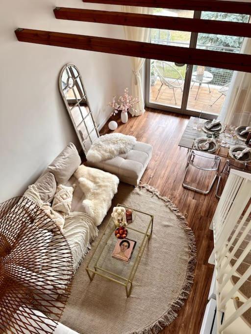 Bali Home Stylische Wohnung Mit Terrasse Schönefeld Buitenkant foto