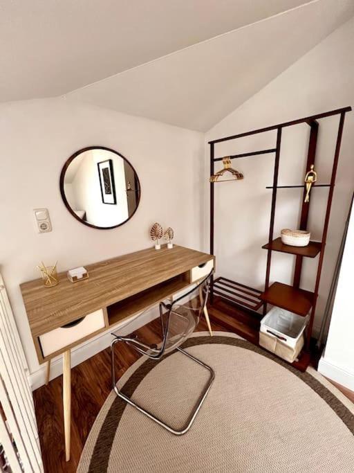 Bali Home Stylische Wohnung Mit Terrasse Schönefeld Buitenkant foto