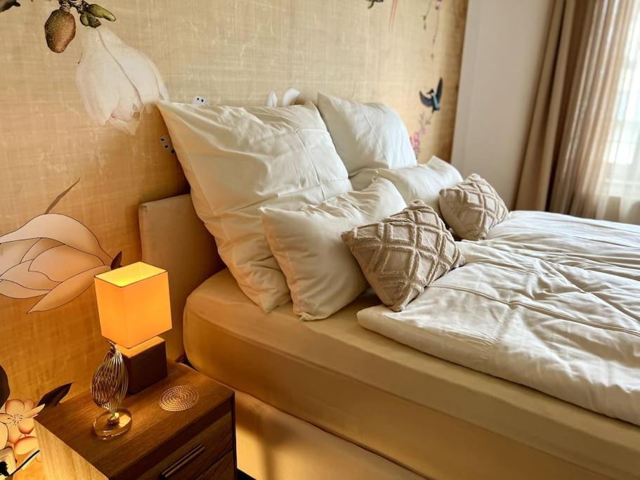 Bali Home Stylische Wohnung Mit Terrasse Schönefeld Buitenkant foto